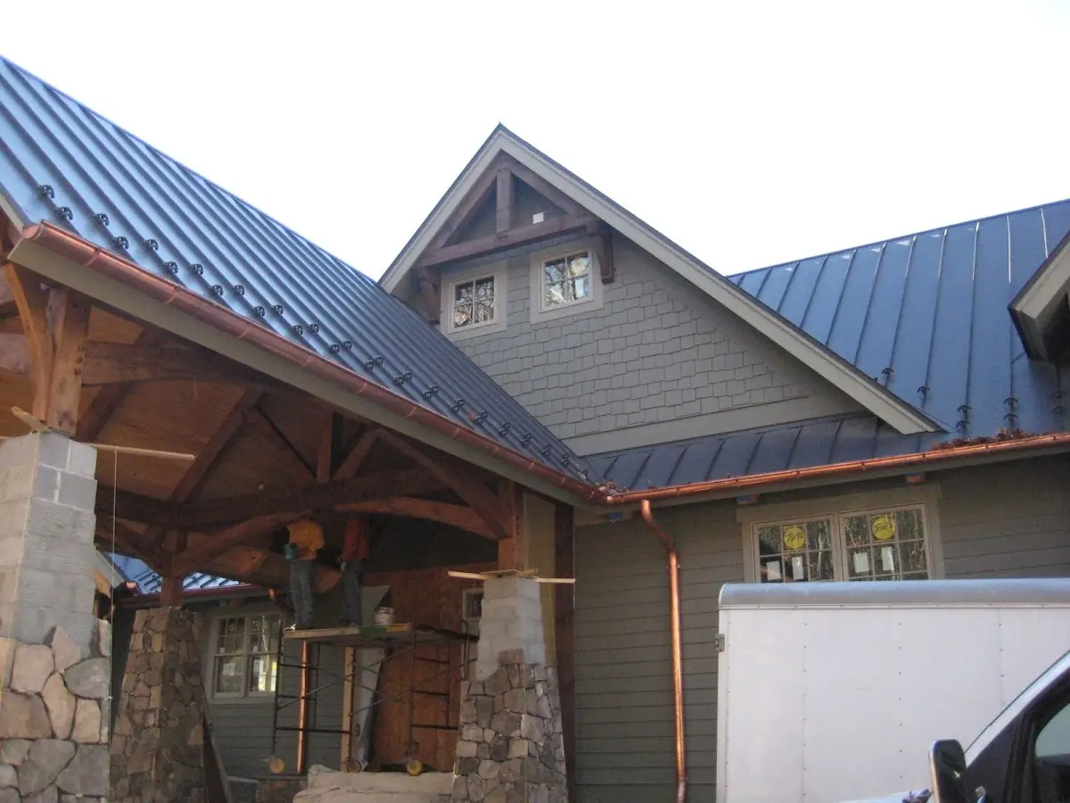 Craftsman Roofing team delivering quality roofing work in Grill